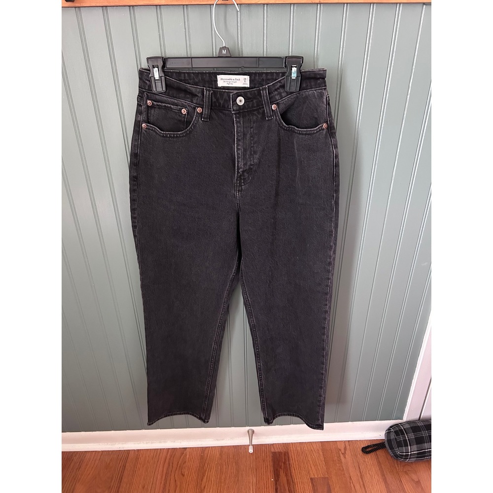 Abercrombie & Fitch The Vintage Straight High Rise Jeans Washed Black Size 28 6R